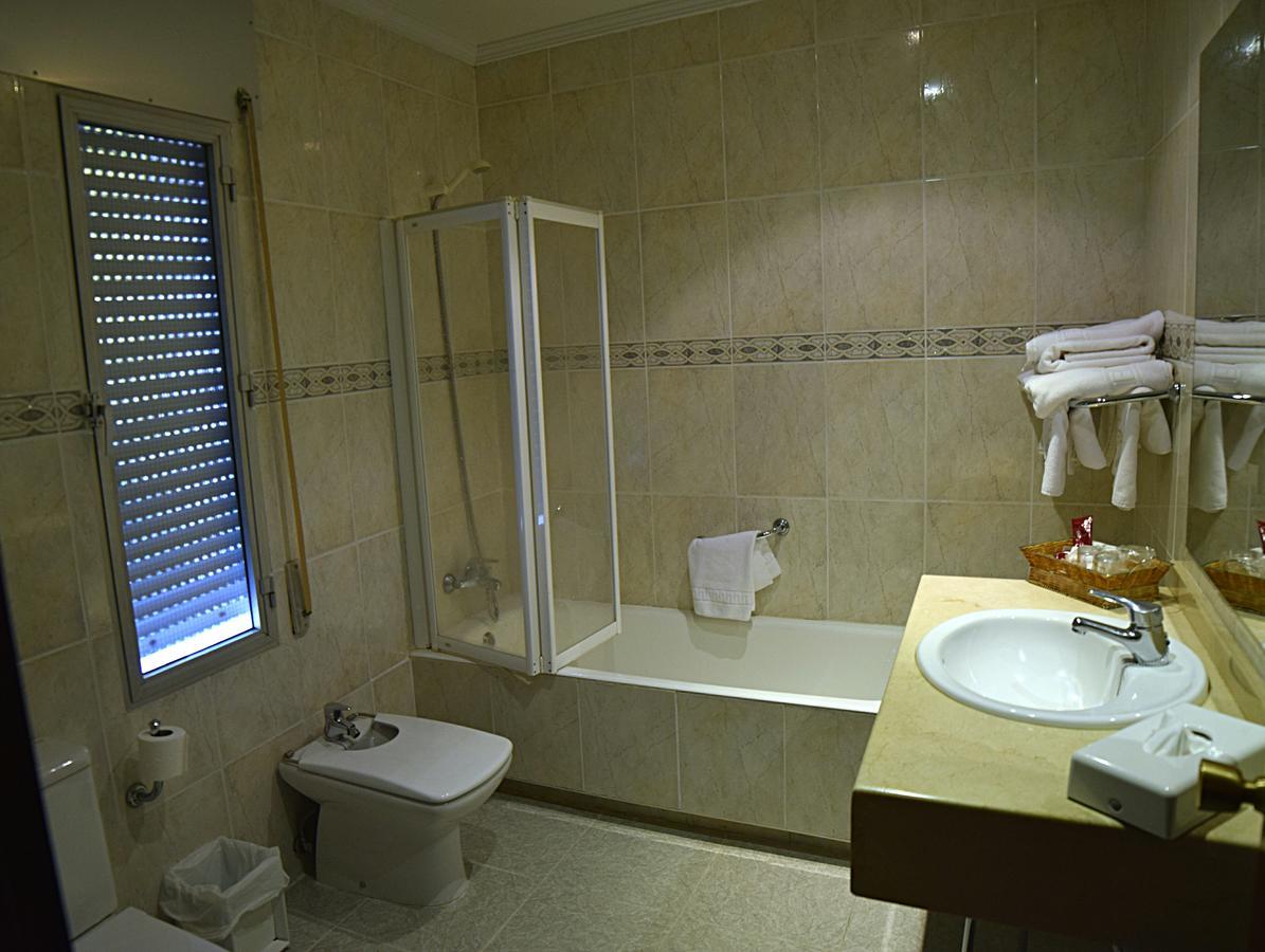 Hotel Mercedes Aranjuez Exteriör bild