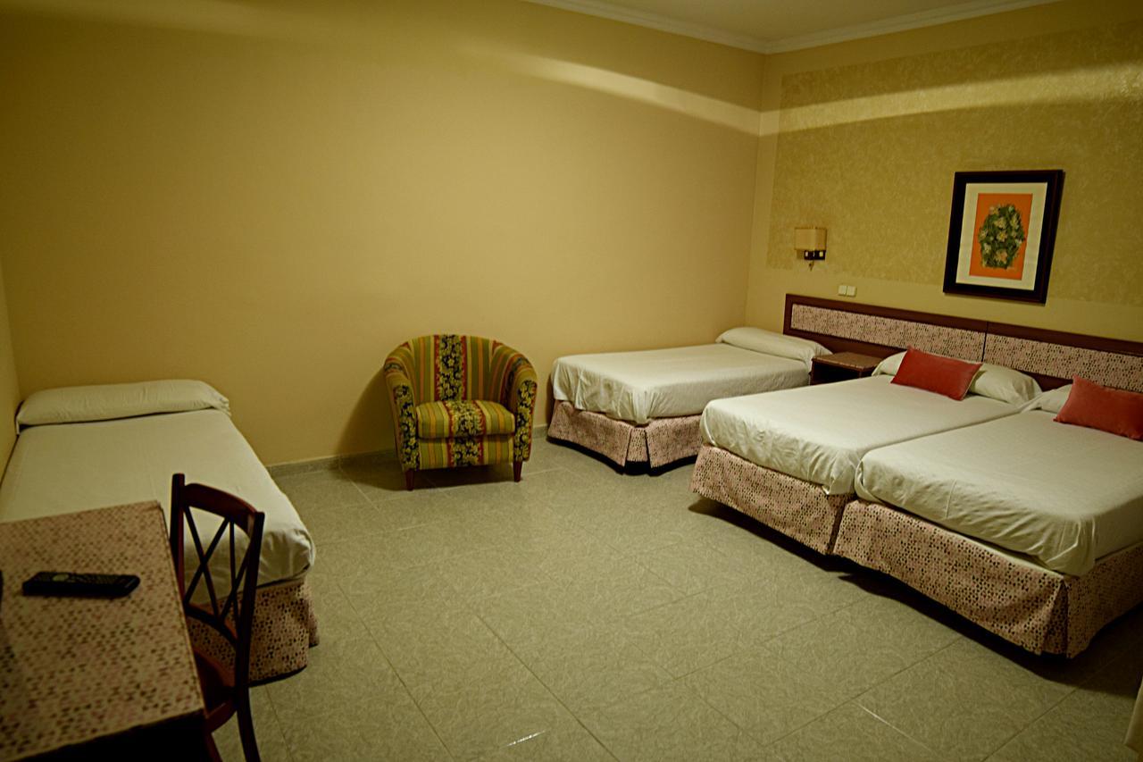 Hotel Mercedes Aranjuez Exteriör bild
